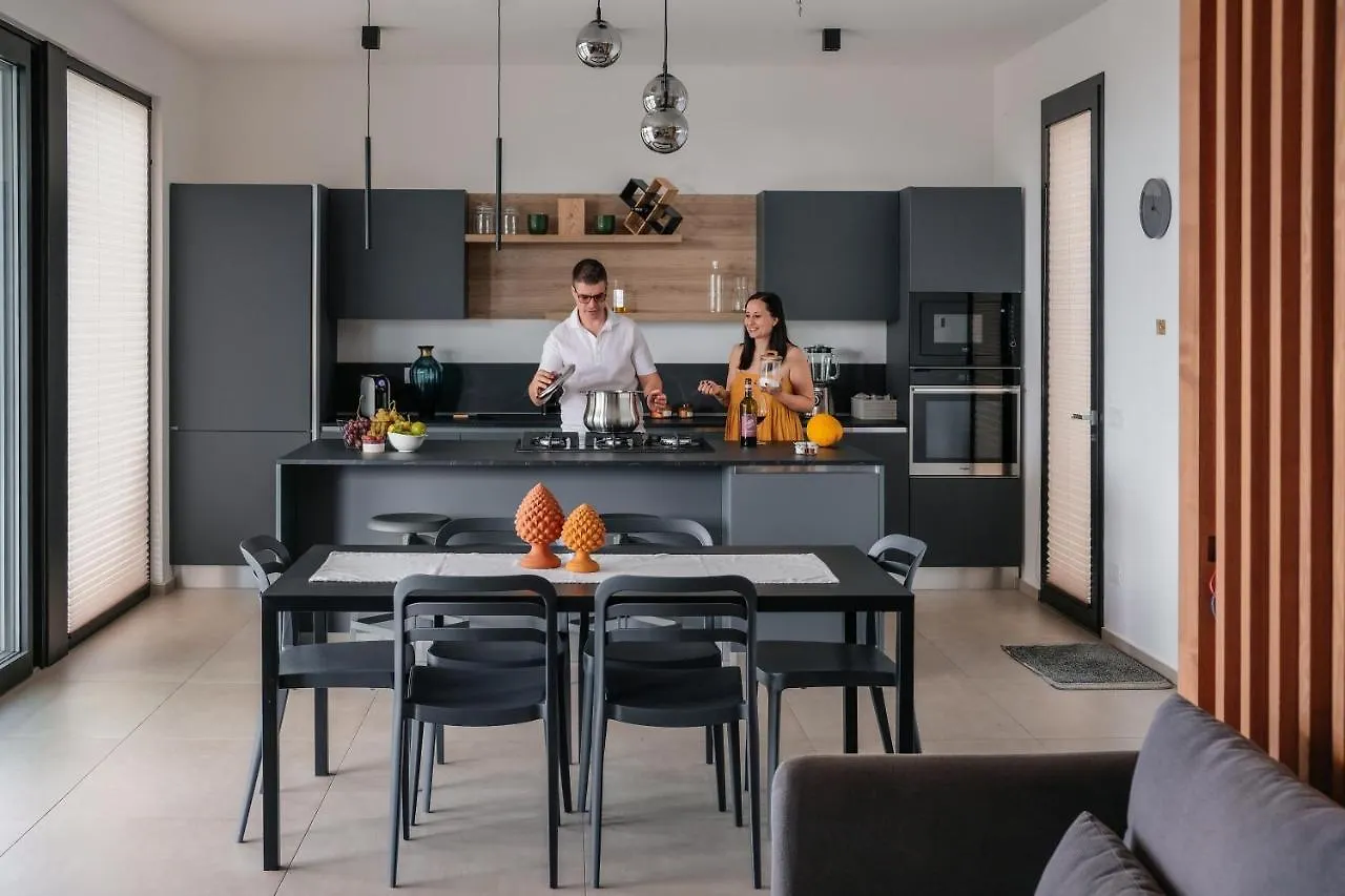 מנפי Villa Nardi